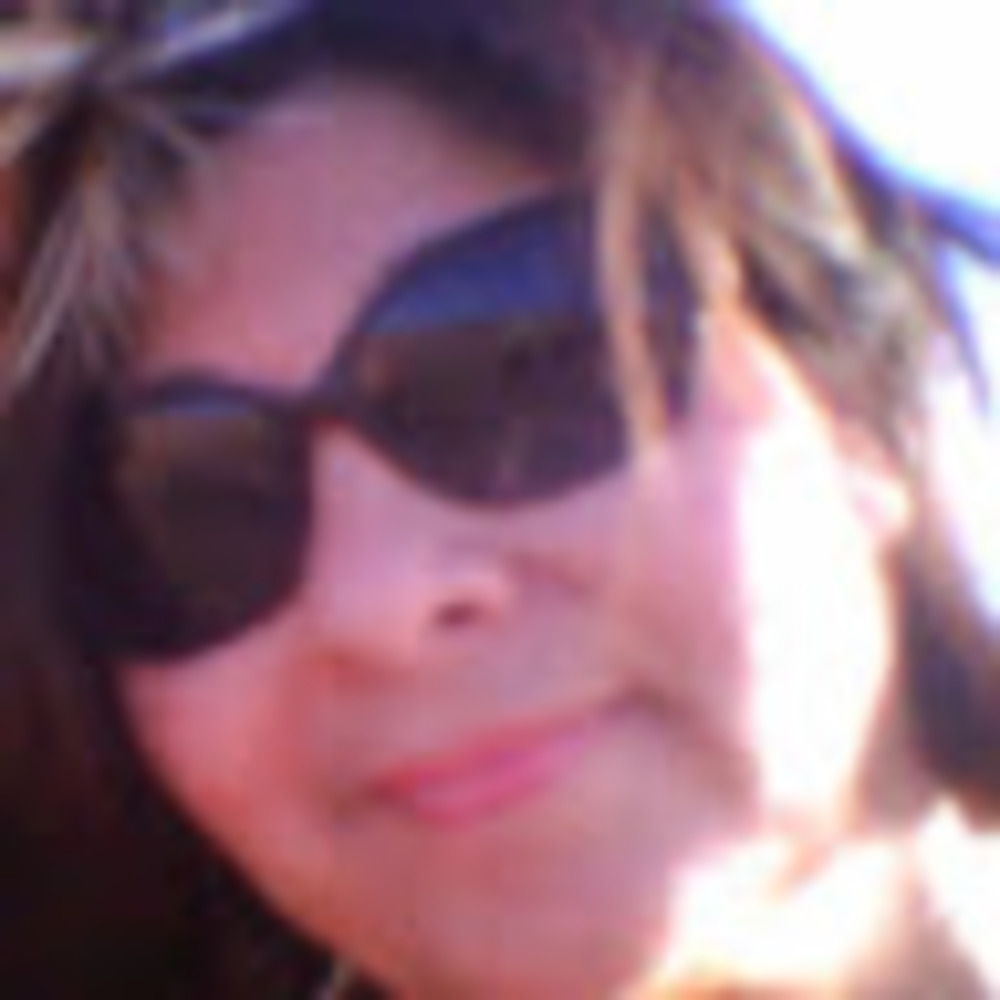 Meet your Posher, Crystal